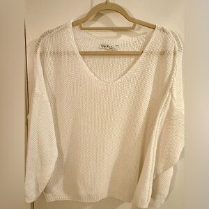 Gigi Moda relaxed fit, white knit sweater. 19”L x 25.5”W Made in Italy